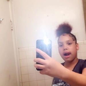 Meet your Posher, Raquell